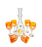 Engraved amber wine hunting set