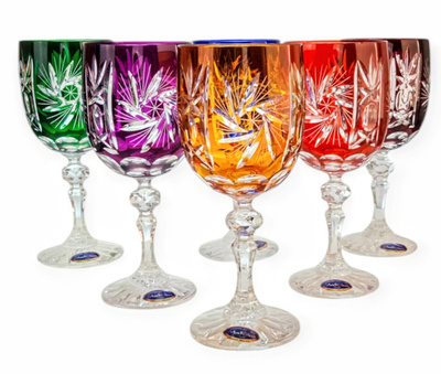 Kolorowe kryształowe kieliszki do wina 240 ml Młynek Oliwka