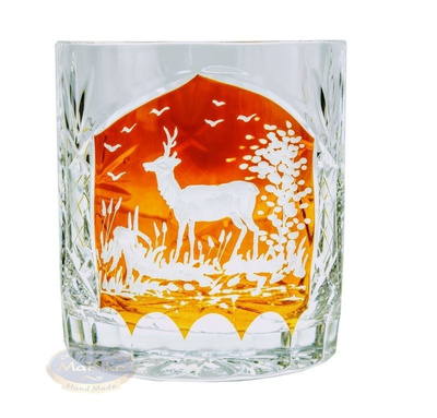 Crystal set with a hunting motif carafe and glasses for whisky