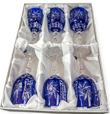 Kobaltowe kryształowe kieliszki do wina 240 ml Młynek Oliwka