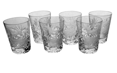 Crystal vodka glass with engraved animal motif 80ml