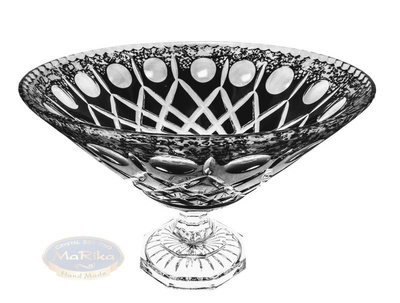 Engraved leg bowl