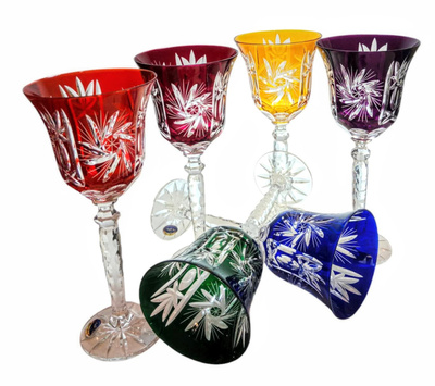 Coloured crystal wine glasses 280ml Olive Mill