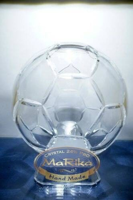 Crystal ball trophy