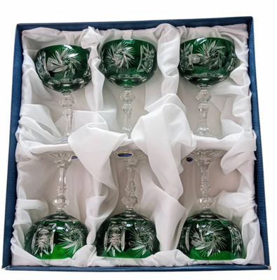 Szmaragdowe kryształowe kieliszki do szampana 150ml Młynek Oliwka