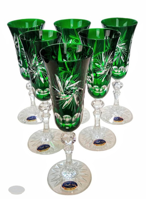 Szmaragdowe kryształowe kieliszki do szampana 150 ml Młynek Oliwka